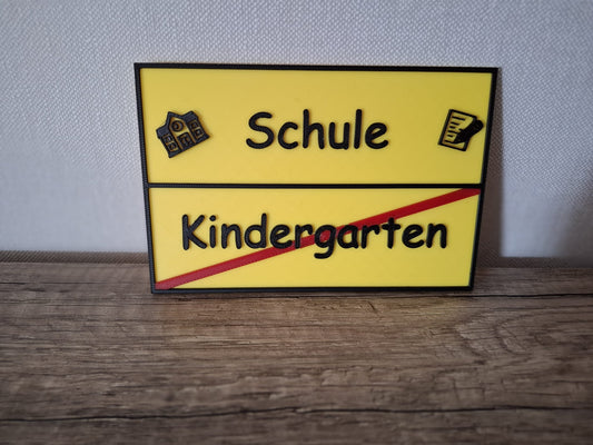 Wegweiserschild Schule/Kindergarten